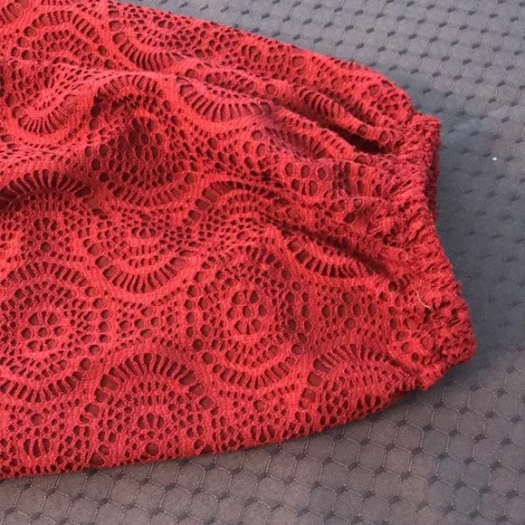 MICHAEL Michael Kors 4X Burgundy Top, Lace Sleeves - Picture 9 of 10